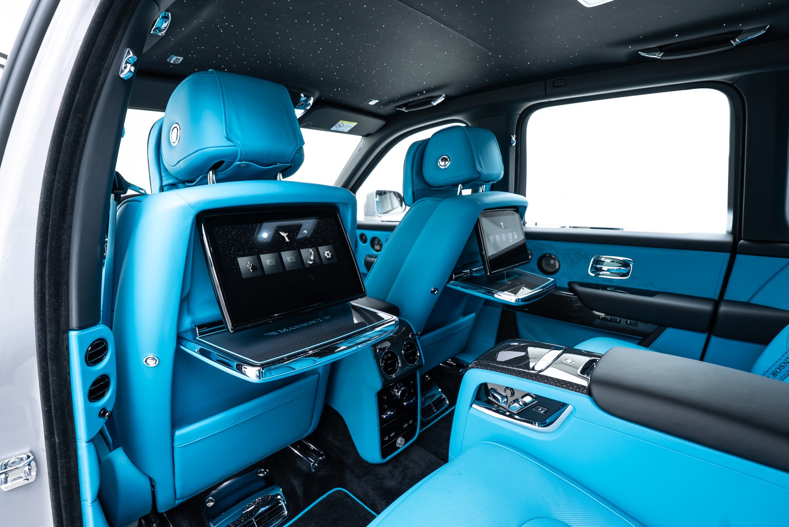 2026 ROLLS ROYCE CULLINAN BLACK BADGE BY MANSORY | FULL CARBON